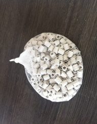 Foto van een netjes EM X Keramiekbuisjes grijs verkrijgbaar bij DeDuurzameTuin.nl